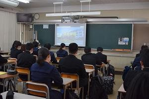 徳島県立脇町高校の制服写真画像動画まとめ・レビュー口コミ評判・生徒の着こなし・夏服冬服詳細情報