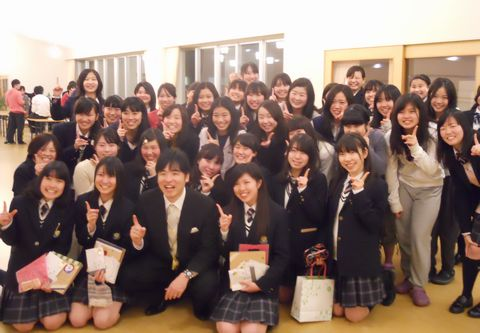 幸福の科学学園関西中学高校の制服写真画像動画まとめ・レビュー口コミ評判・生徒の着こなし・夏服冬服詳細情報