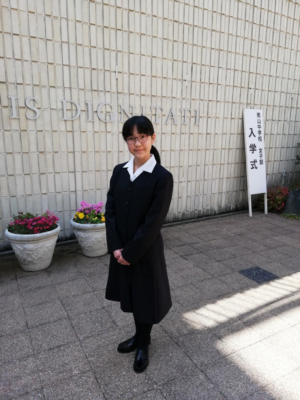 南山中学高校女子部の制服写真画像まとめ・レビュー口コミ評判・生徒の着こなし・夏服冬服詳細情報