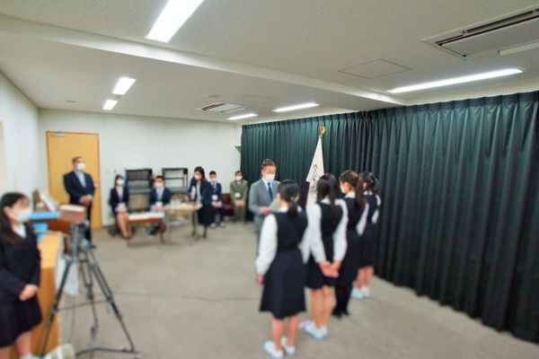 南山中学高校女子部の制服写真画像まとめ・レビュー口コミ評判・生徒の着こなし・夏服冬服詳細情報