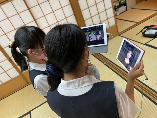 南山中学高校女子部の制服写真画像まとめ・レビュー口コミ評判・生徒の着こなし・夏服冬服詳細情報