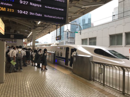 福生市立福生第三中学校の制服写真画像まとめ・レビュー口コミ評判・生徒の着こなし・夏服冬服詳細情報