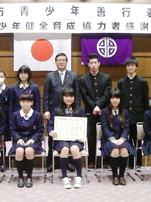 昭島市立多摩辺中学校の制服写真画像まとめ・レビュー口コミ評判・生徒の着こなし・夏服冬服詳細情報