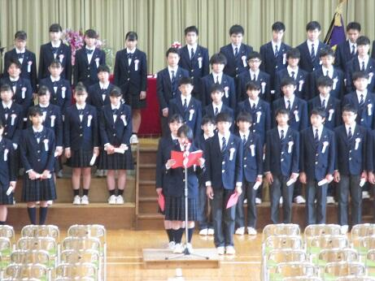 多摩市立聖ヶ丘中学校の制服写真画像まとめ・レビュー口コミ評判・生徒の着こなし・夏服冬服詳細情報