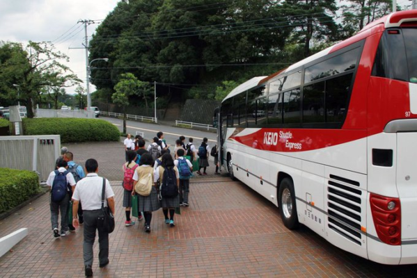 八王子市立打越中学校の制服写真画像まとめ・レビュー口コミ評判・生徒の着こなし・夏服冬服詳細情報│全国中高制服グラム-全国47都道府県の中学校高等学校制服 検索口コミ-