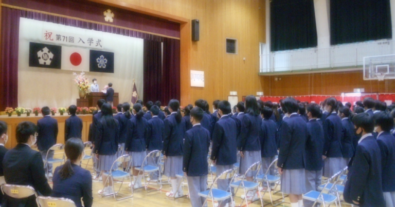 立川市立立川第三中学校の制服写真画像まとめ・レビュー口コミ評判・生徒の着こなし・夏服冬服詳細情報│全国中高制服グラム-全国47都道府県の中学校高等学校 制服検索口コミ-