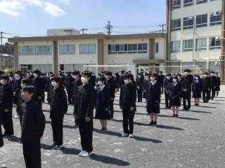 稲城市立稲城第一中学校の制服写真画像まとめ・レビュー口コミ評判・生徒の着こなし・夏服冬服詳細情報