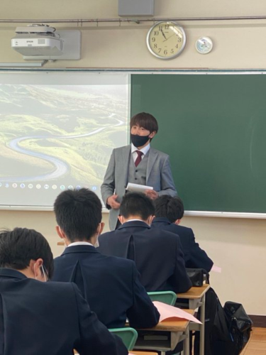 町田市立つくし野中学校の制服写真画像まとめ・レビュー口コミ評判・生徒の着こなし・夏服冬服詳細情報