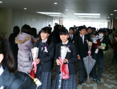 足立区立新田中学校の制服写真画像まとめ・レビュー口コミ評判・生徒の着こなし・夏服冬服詳細情報