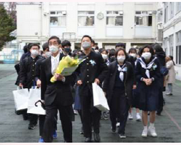 文京区立第十中学校の制服写真画像まとめ・レビュー口コミ評判・生徒の着こなし・夏服冬服詳細情報