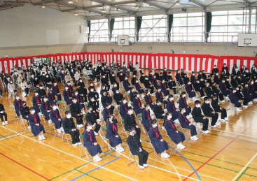 青梅市立第一中学校の制服写真画像まとめ・レビュー口コミ評判・生徒の着こなし・夏服冬服詳細情報