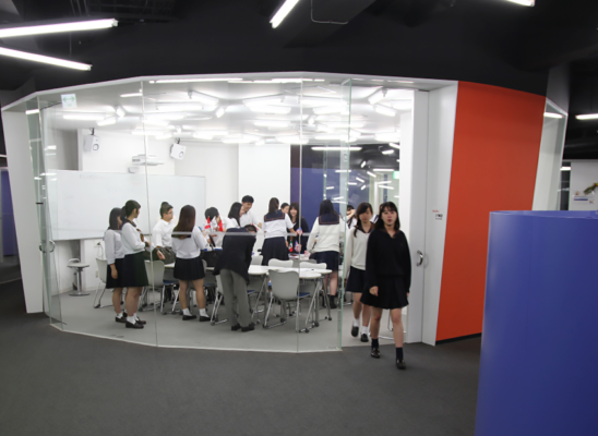 関東国際高校の制服写真画像まとめ・レビュー口コミ評判・生徒の着こなし・夏服冬服詳細情報