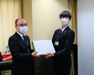 関東国際高校の制服写真画像まとめ・レビュー口コミ評判・生徒の着こなし・夏服冬服詳細情報