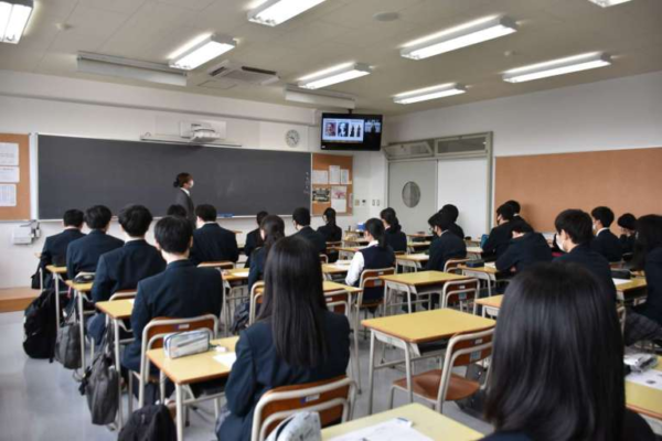 関東第一高校の制服写真画像まとめ・レビュー口コミ評判・生徒の着こなし・夏服冬服詳細情報