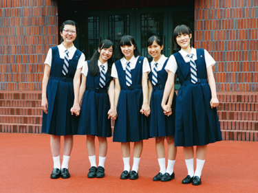 光塩女子学院中高等科の制服写真画像まとめ・レビュー口コミ評判・生徒の着こなし・夏服冬服詳細情報（こうえん）