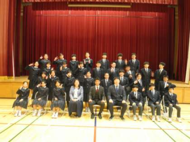 板橋区立高島第二中学校の制服写真画像まとめ・レビュー口コミ評判・生徒の着こなし・夏服冬服詳細情報