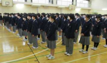 世田谷区立三宿中学校の制服写真画像まとめ・レビュー口コミ評判・生徒の着こなし・夏服冬服詳細情報