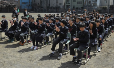 【閉校】中野区立第十中学校の制服写真画像まとめ・レビュー口コミ評判・生徒の着こなし・夏服冬服詳細情報