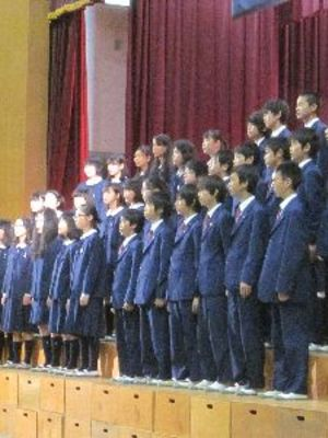 町田市立南成瀬中学校の制服写真画像まとめ・レビュー口コミ評判・生徒の着こなし・夏服冬服詳細情報