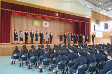 栃木県立宇都宮中央高校の制服写真画像まとめ・レビュー口コミ評判・生徒の着こなし・新制服旧制服比較【2022/令和4年度新制服】