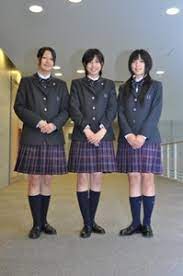 秋草学園高校の制服写真画像まとめ・レビュー口コミ評判・生徒の着こなし・夏服冬服詳細情報