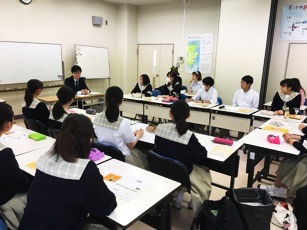 埼玉県立越谷南高校の制服写真画像まとめ・レビュー口コミ評判・生徒の着こなし・夏服冬服詳細情報