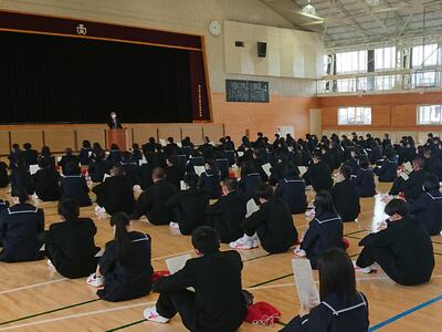 埼玉県立熊谷商業高校の制服写真画像まとめ・レビュー口コミ評判・生徒の着こなし・新制服旧制服比較【2020/令和2年新制服】