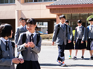 白鴎大学足利中学高校の制服写真画像まとめ・レビュー口コミ評判 白鴎大学足利中学高校の制服写真画像まとめ・レビュー口コミ評判