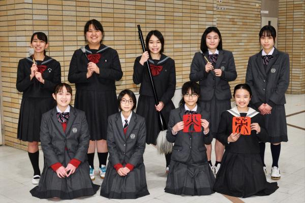 光英VERITAS中学高校の制服写真画像まとめ・レビュー口コミ評判・生徒の着こなし・夏服冬服詳細情報