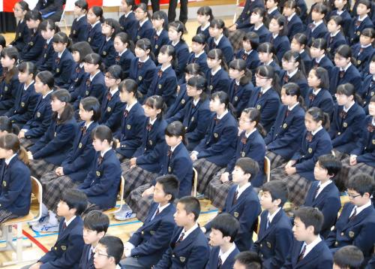 足立区立第十中学校の制服写真画像まとめ・レビュー口コミ評判・生徒の着こなし・夏服冬服詳細情報