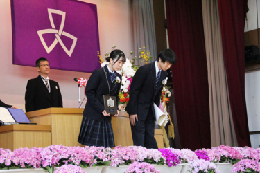 品川区立鈴ヶ森中学校の制服写真画像まとめ・レビュー口コミ評判・生徒の着こなし・夏服冬服詳細情報