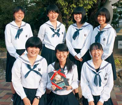 和歌山県立桐蔭中学高校の制服写真画像まとめ・レビュー口コミ評判・生徒の着こなし・夏服冬服詳細情報