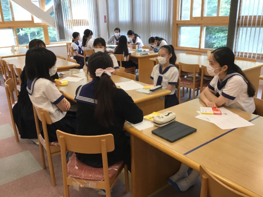 日本女子大学附属中学校・高校の制服画像まとめ・口コミ評判・制服詳細レビュー