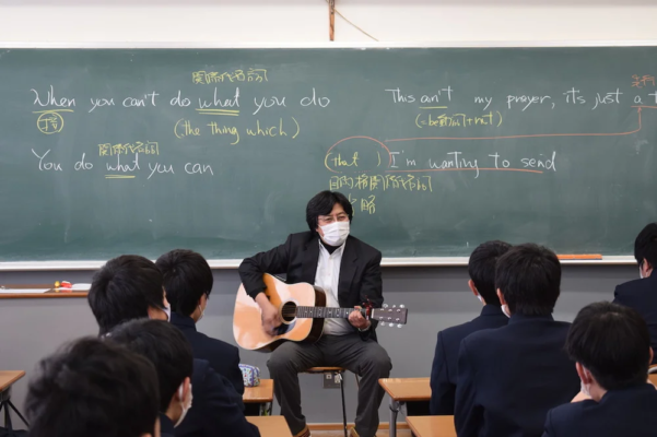 洛星中学高校の制服写真画像まとめ・レビュー口コミ評判・生徒の着こなし・夏服冬服詳細情報