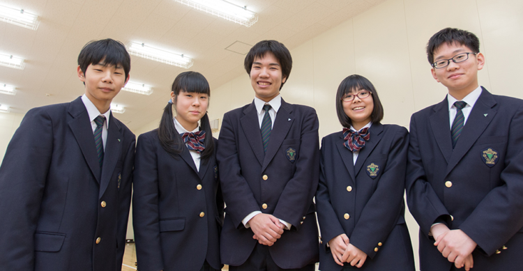 星槎中学高校の制服画像まとめ・口コミ評判・制服詳細レビュー