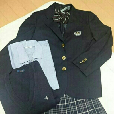 緑ヶ丘女子中学高校の制服画像まとめ・口コミ評判・制服詳細レビュー