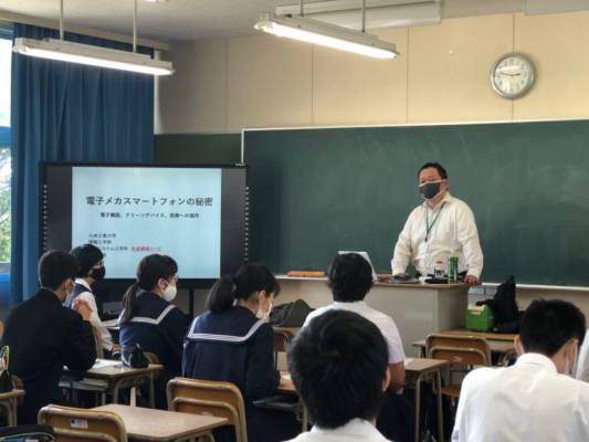 佐賀県立鳥栖高校の制服写真画像まとめ・レビュー口コミ評判・生徒の着こなし・夏服冬服詳細情報