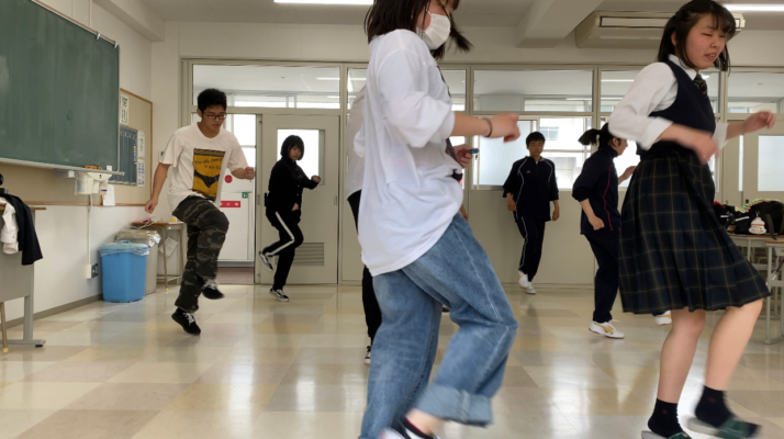 佐賀学園高校・成穎中学校の制服写真画像まとめ・レビュー口コミ評判・生徒の着こなし・夏服冬服詳細情報