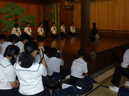 佐賀県立唐津東中学高校の制服写真画像まとめ・レビュー口コミ評判・生徒の着こなし・夏服冬服詳細情報