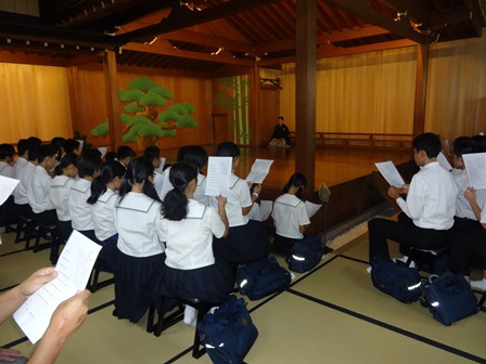 佐賀県立唐津東中学高校の制服写真画像まとめ・レビュー口コミ評判・生徒の着こなし・夏服冬服詳細情報