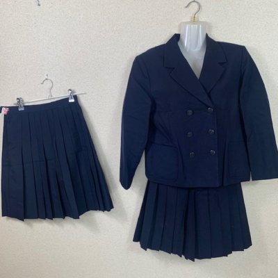 佐賀県立伊万里高校の制服写真画像まとめ・レビュー口コミ評判・生徒の着こなし・新制服旧制服比較【2022/令和4年度新制服】