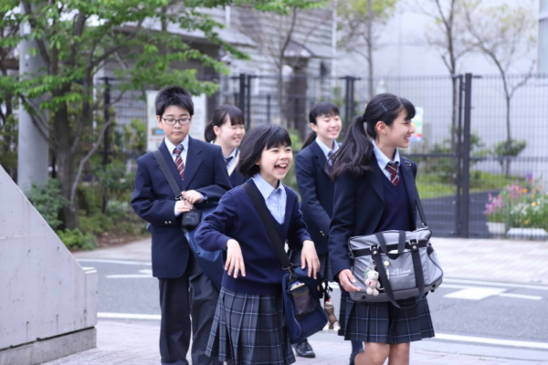 湘南学園中学高校の制服画像動画まとめ・口コミ評判・制服詳細レビュー