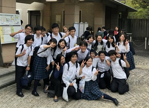 京都産業大学附属中学高校の制服写真画像動画まとめ・レビュー口コミ評判・生徒の着こなし・夏服冬服詳細情報