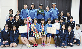 横浜市立希望が丘中学校の制服画像まとめ・口コミ評判・制服詳細レビュー
