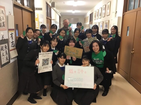 ノートルダム女学院中学高校の制服写真画像まとめ・レビュー口コミ評判・生徒の着こなし・新制服旧制服比較