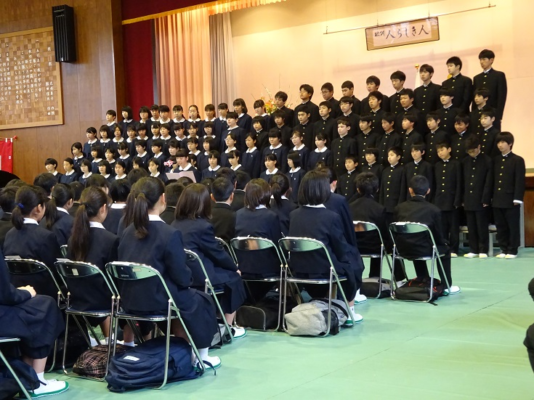横須賀市立坂本中学校の制服画像まとめ・口コミ評判・制服詳細レビュー