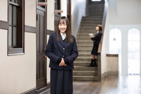 平安女学院中学高校の制服写真画像動画まとめ・レビュー口コミ評判・生徒の着こなし・夏服冬服詳細情報・日本初のセーラー服採用校