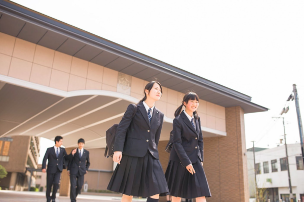 京都文教中学高校の制服写真画像まとめ・レビュー口コミ評判・生徒の