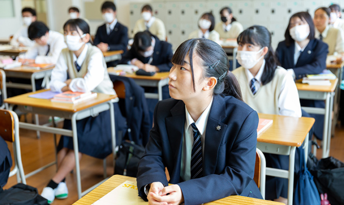 京都文教中学高校の制服写真画像まとめ・レビュー口コミ評判・生徒の着こなし・夏服冬服詳細情報