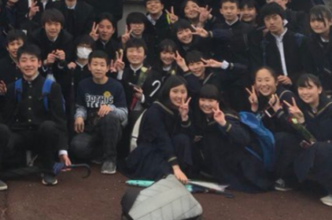 茅ヶ崎市立鶴嶺中学校の制服画像まとめ・口コミ評判・制服詳細レビュー